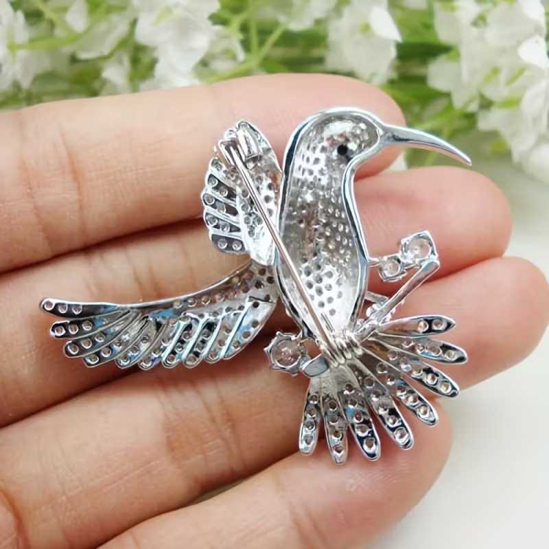 Hummingbird Brooch